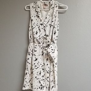Forever 21 ladies short gown